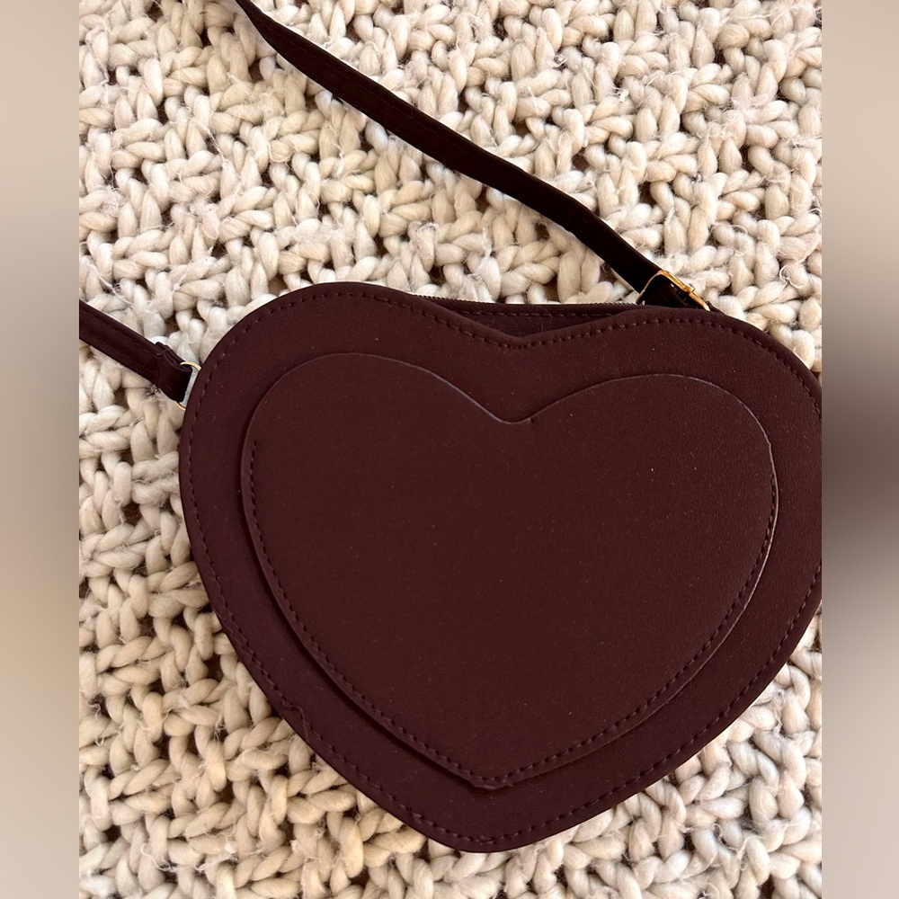 Cute brown heart bag